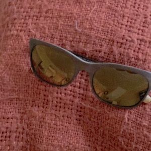 Etnia Barcelona Sunglasses 
Wild love in Africa. 52-17-140. Spain. 3-M-AR.